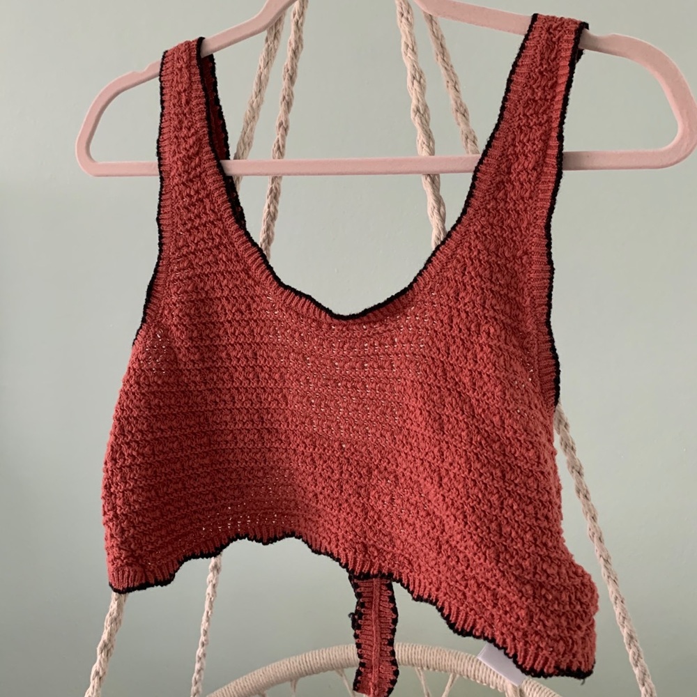 Urban Outfitters beachy crop top